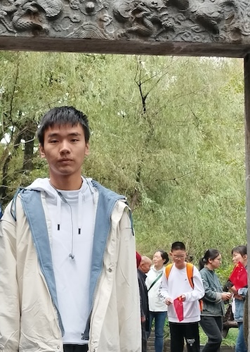 黄宇涵